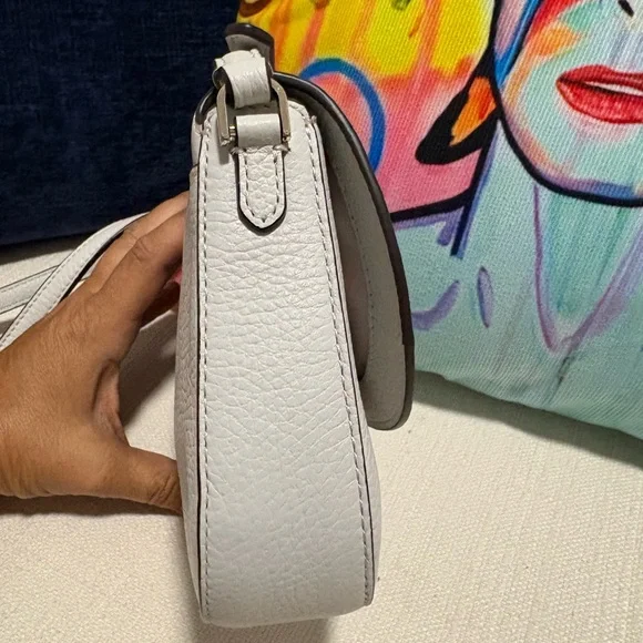 Kate Spade Light Gray Pebbled Crossbody Bag - Picture 4 of 8